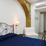 Bed & Breakfast La Dolce Vita Salerno